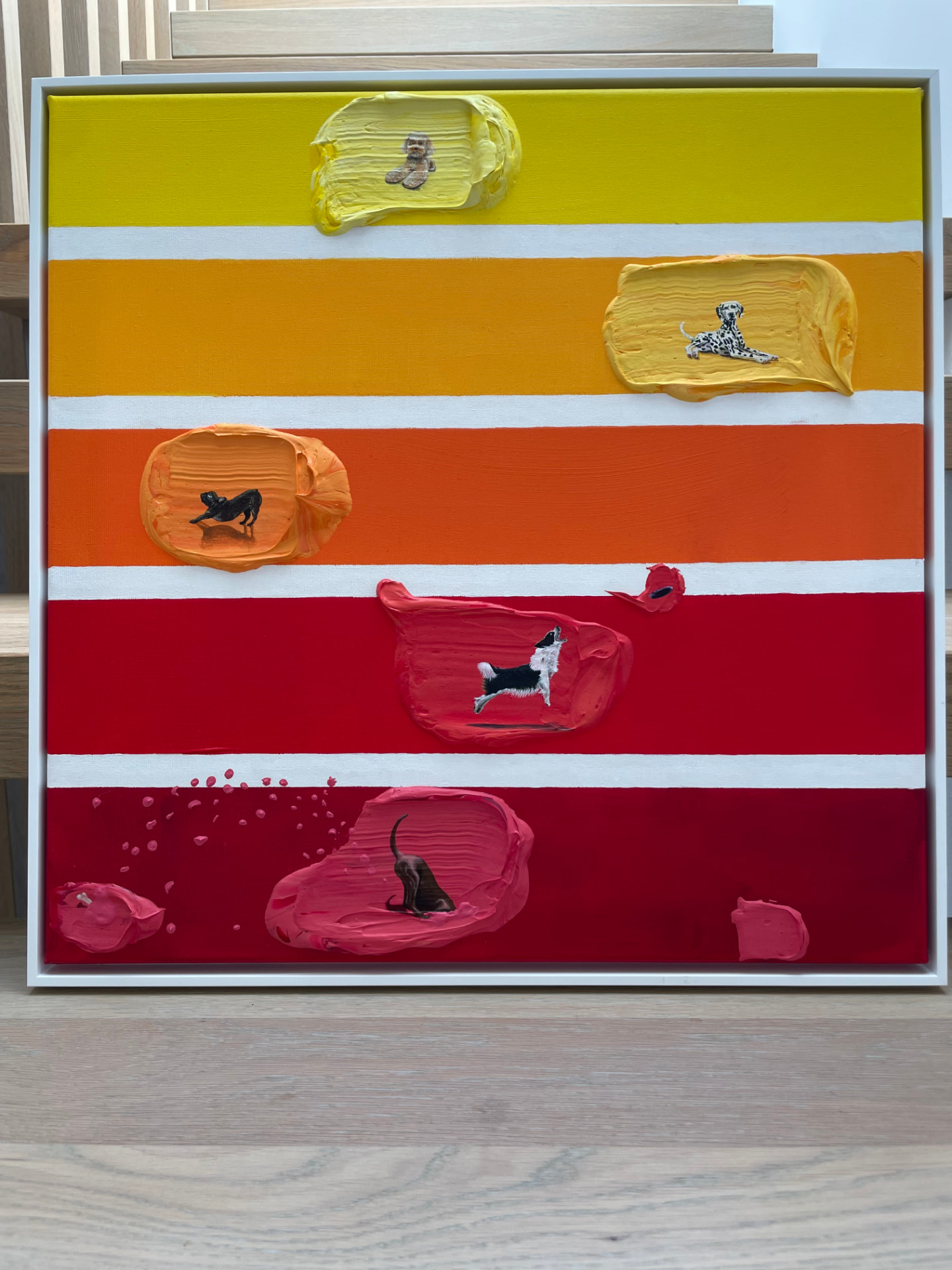 Rainbow, Gemälde mit farbigen Streifen in Gelb, Orange, Rot und Pink, mit kleinen Hundeporträts in Spachteltechnik, Happy Dog Collection, Original WILDHeART